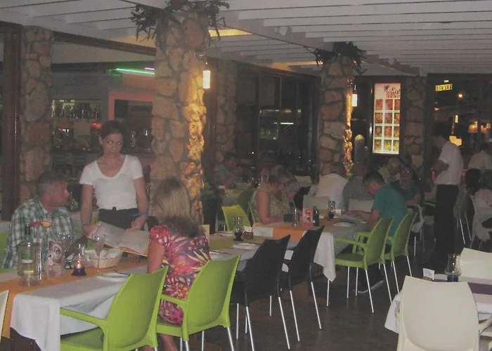 Melini Hotel Suites Protaras