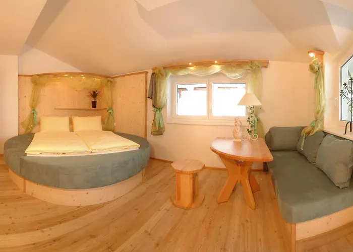 Bed&Breakfast Landhaus Strasser