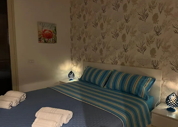 Isola delle Femmine Beach hotels