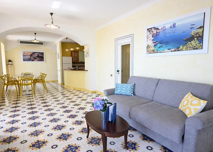 Ravello Art Apartments