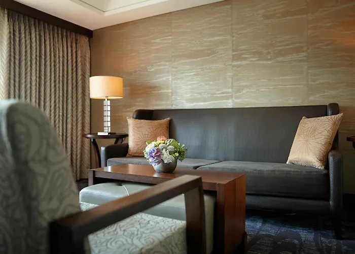 Lotte Hotel Busan With Golf Course