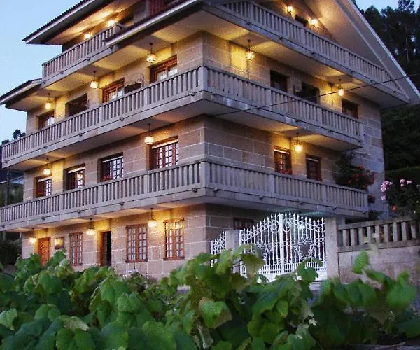 Hostal As Adegas Poio