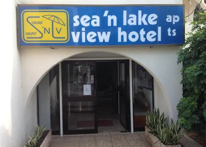 Sea N Lake View Hotel Apartments Larnaka