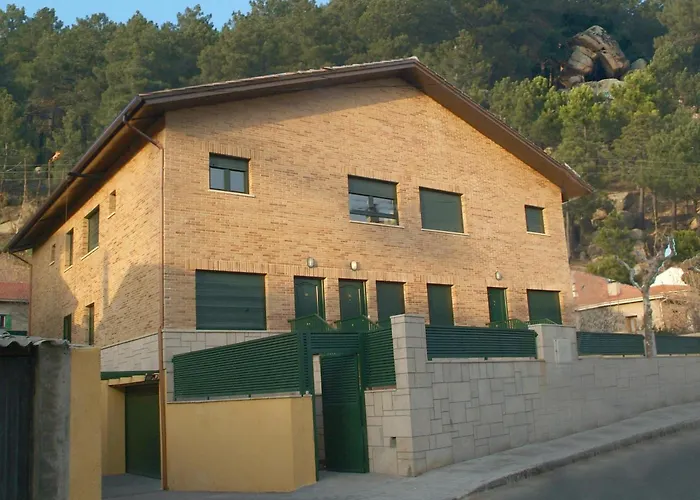 Apartahotel Rural CollaRubio Luxury Collado Mediano