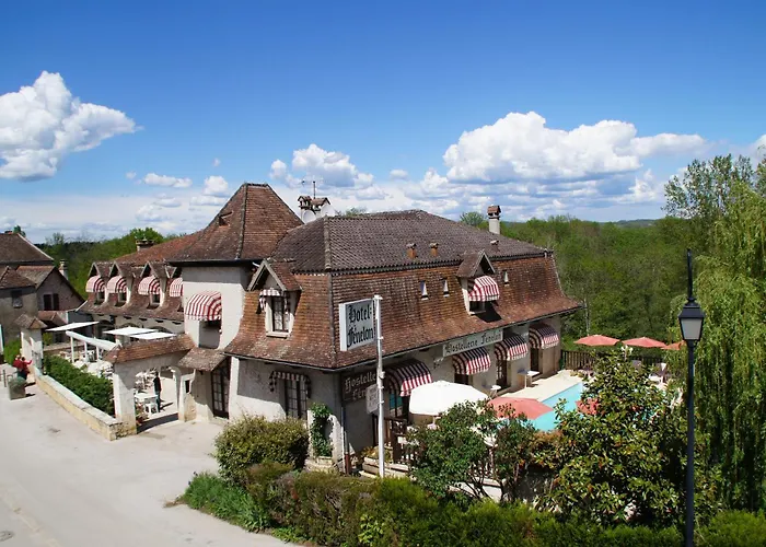 Places to Stay in Carennac