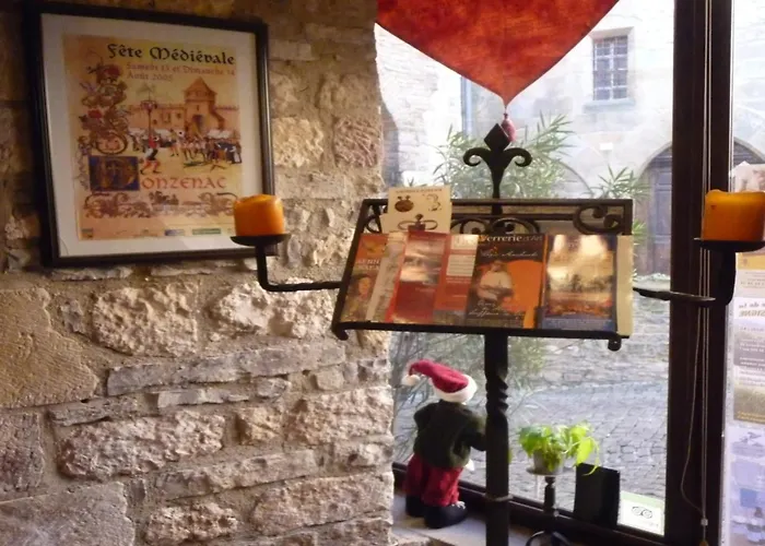 Places to Stay in Cordes-sur-Ciel