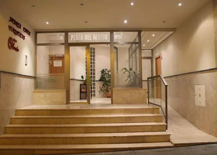 Apartamentos Turísticos Plaza del Olvido