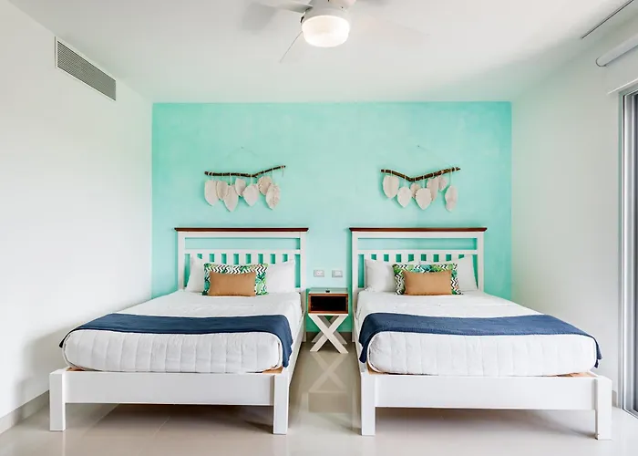 Mareazul Beach Front Condos At playa del Carmen