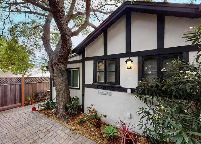 Santa Barbara Beach Cottage