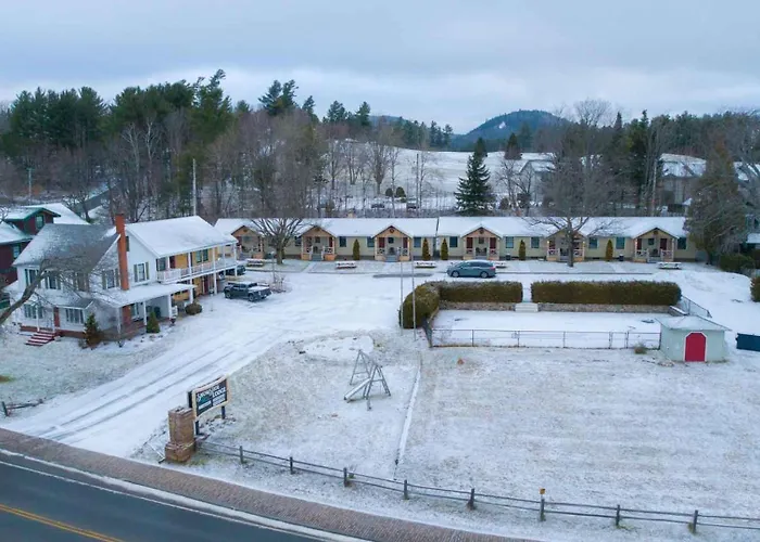 The Snowshoe Lodge