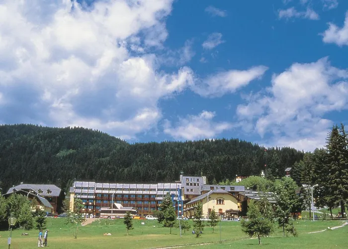 Hotel Club Relais Des Alpes Madonna - un hotel a 4 stelle 