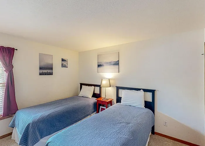 Buffalo Village Condo & Treetop Hideaway Silverthorne