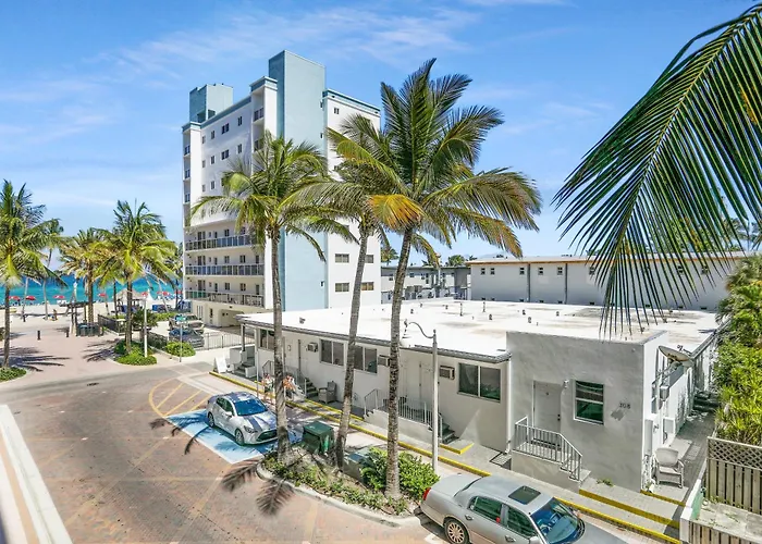 Ch Luxury Condos & Studios On The Beach
