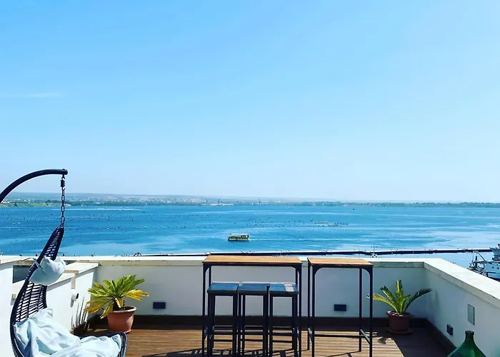 A-Mare Exclusive Rooms & Suites