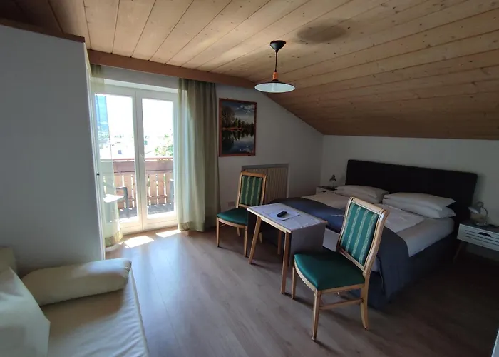 Garni Hattlerhof B&B Brunico
