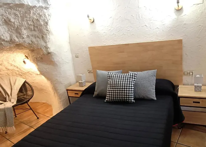 Casa Cueva Candelaria - Alcalá del Júcar