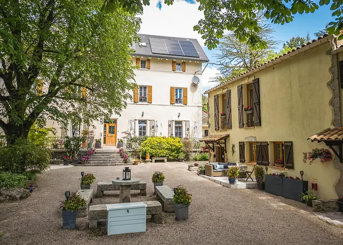 Gites du Caylar - Chambres et Appartments