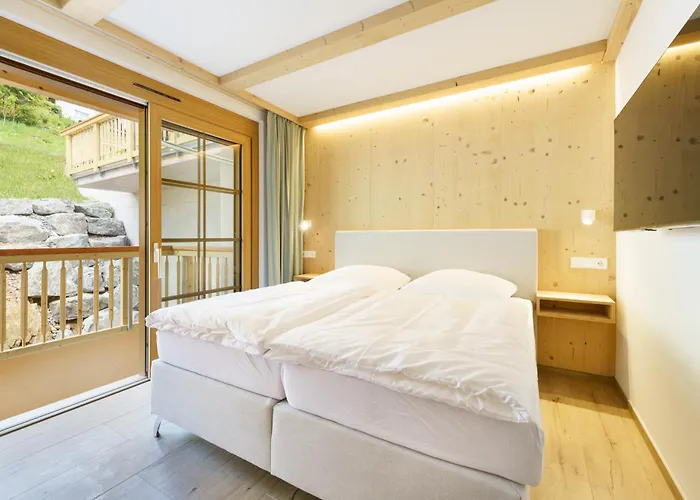 Boutique Schwarzenbach - Apartments & Rooftop Pool Feldberg 