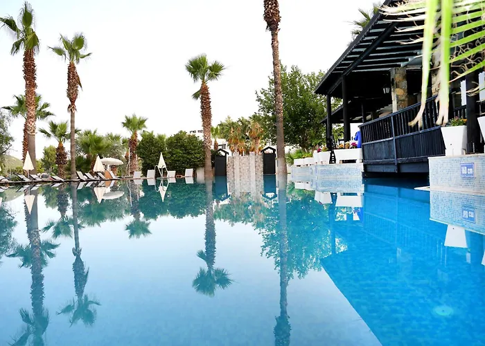 Costa 3S Beach Hotel