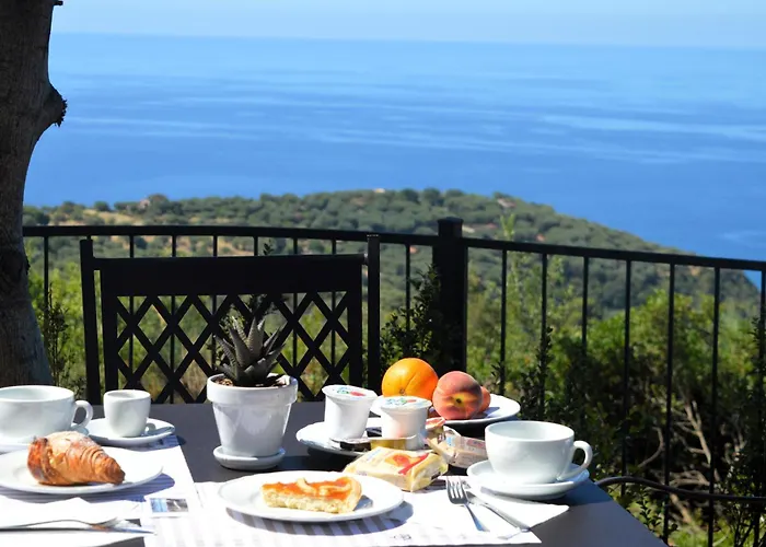 Villa Russo Marina di Camerota con Piscina