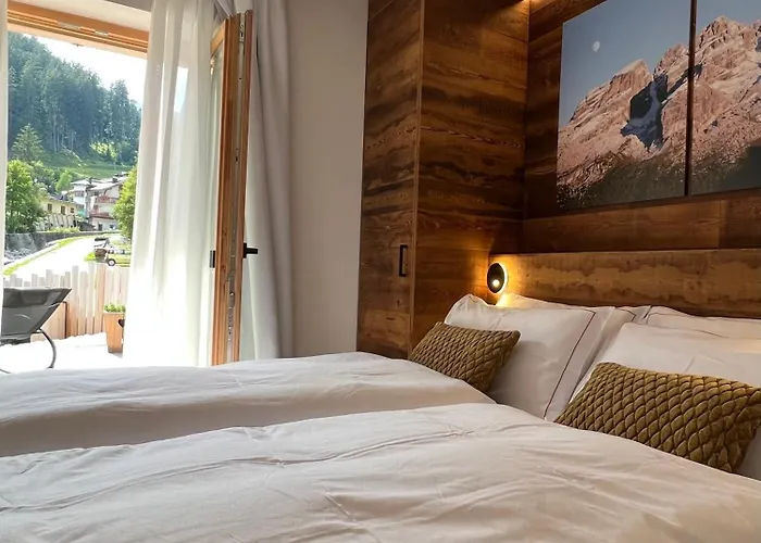 Alpine Days Mountain Home Madonna