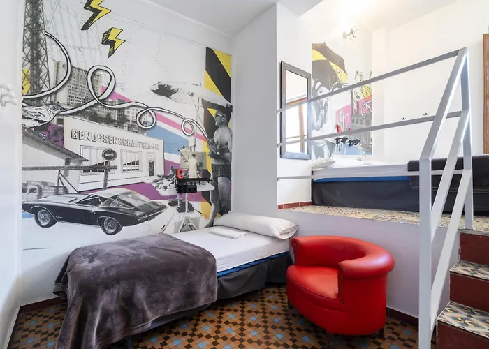 Valencia Hostels