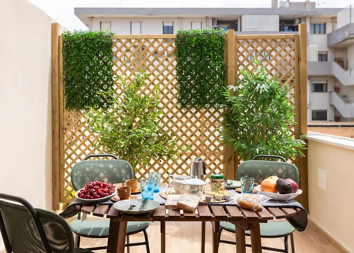Boutique Domus Laetitiae Rooms & Apartments Quartu SantʼElena