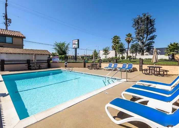 Sea Rock Inn - Los Angeles Gardena