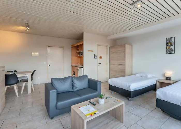 Condo Gardens Bruselas