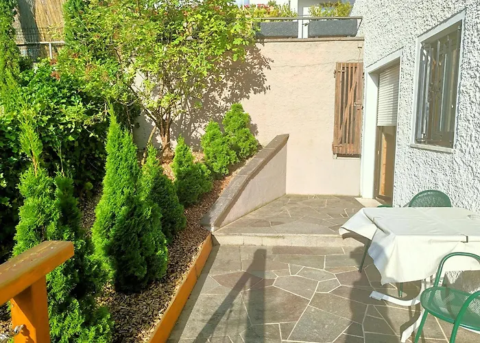 Schenna Garni Eden Bed & Breakfast