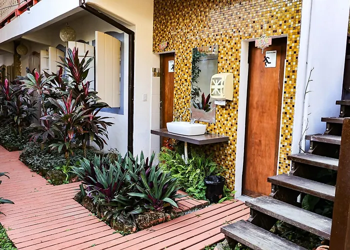 Com Verso e Prosa RePouso - SIMPLES e charmosa a poucos passos do centro histórico Paraty