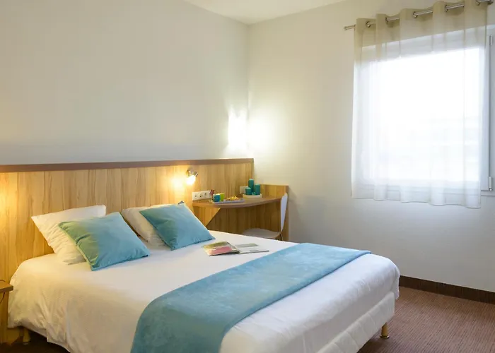 Brit Hotel Reims Croix Blandin Mit Golfplatz
