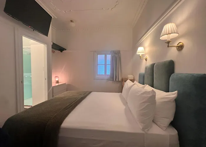 Small Luxury Hotels in Cairns