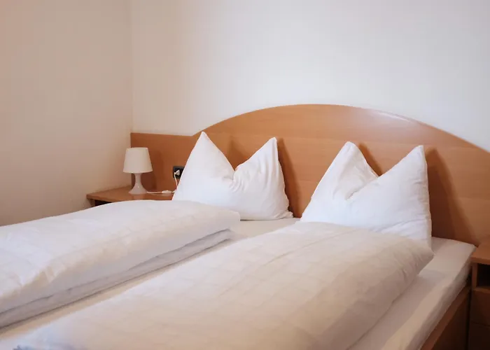 Hotel Garni Trojer Campo Tures