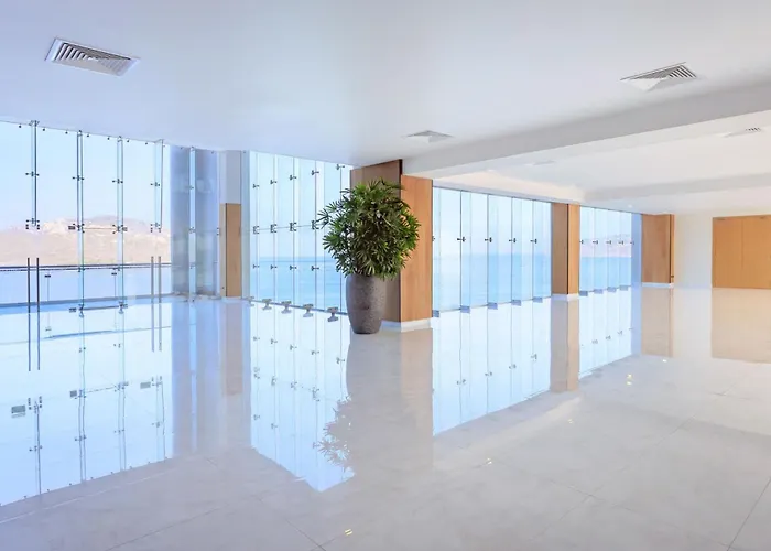 Courtyard By Marriott Mazatlan Beach Resort 5 star