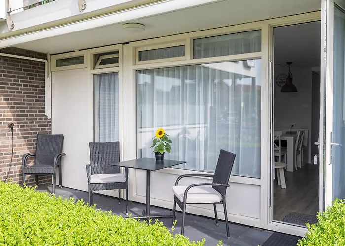 Welcome in - Kurhaus appartement 5 - met terras en 50m van het strand Zoutelande