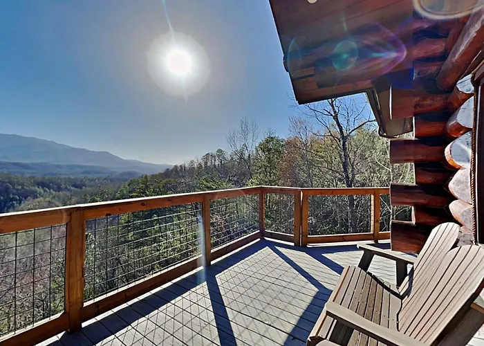 Pinnacle Chalet Gatlinburg