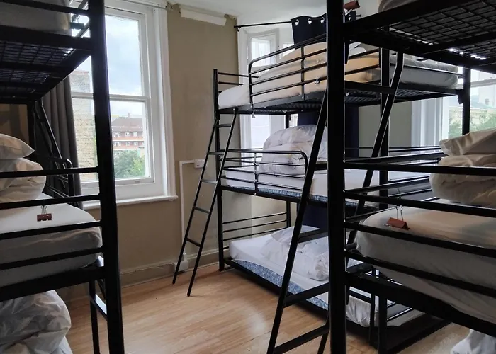Bell House Hostel