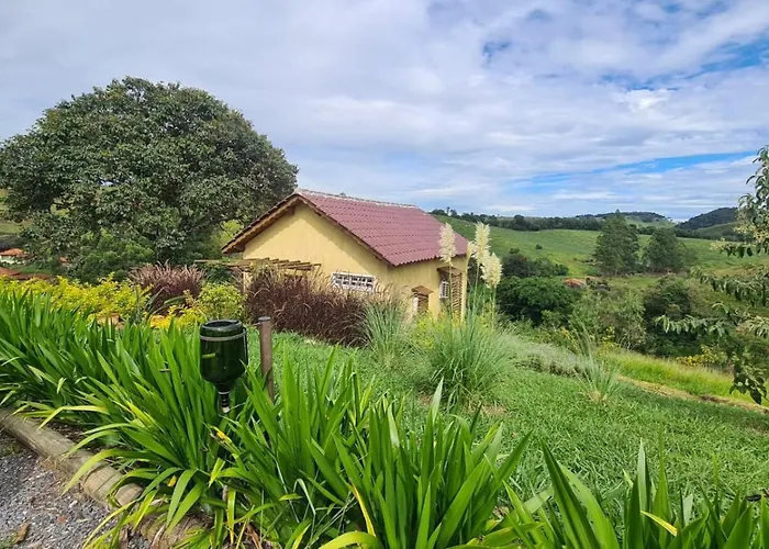 Boutique Chale Vilarejo - Vila Monte Cunha