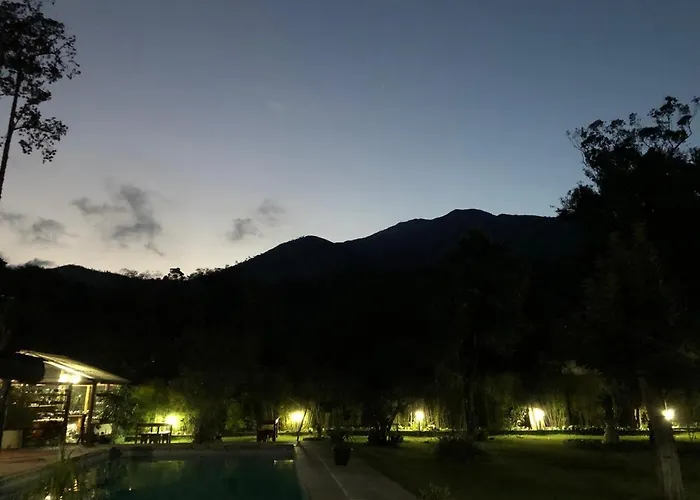 Vista Da Montanha Acomodação com café da manhã Correas