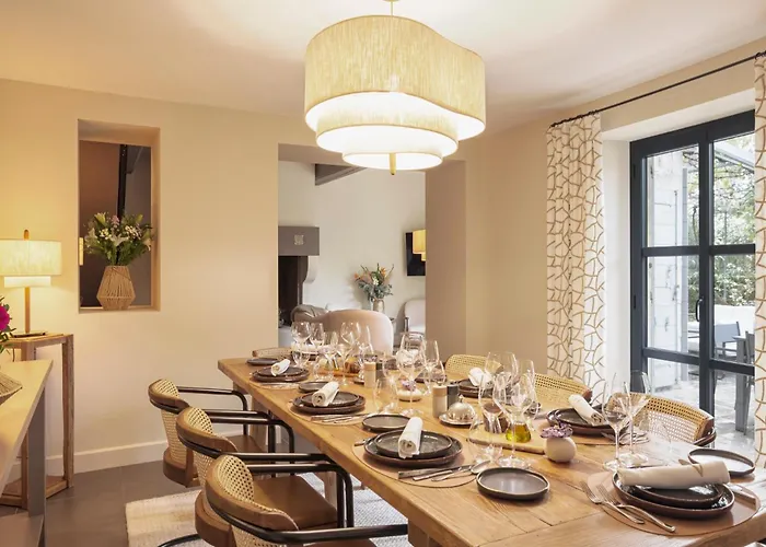 Dog Friendly Hotels in Saint-Rémy-de-Provence