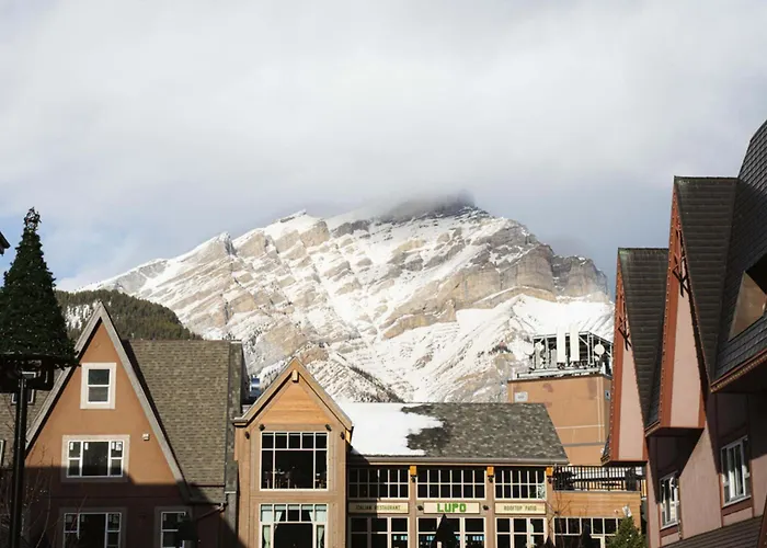 Basecamp Suites Banff