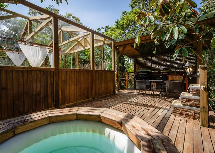 Bubblesky Glamping Guatape Hotel