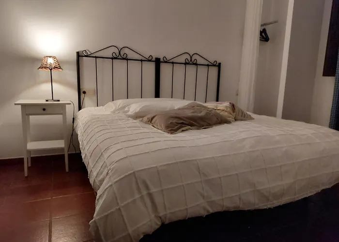 Apartamento Rural Las Palmeras Almonaster la Real con Piscina