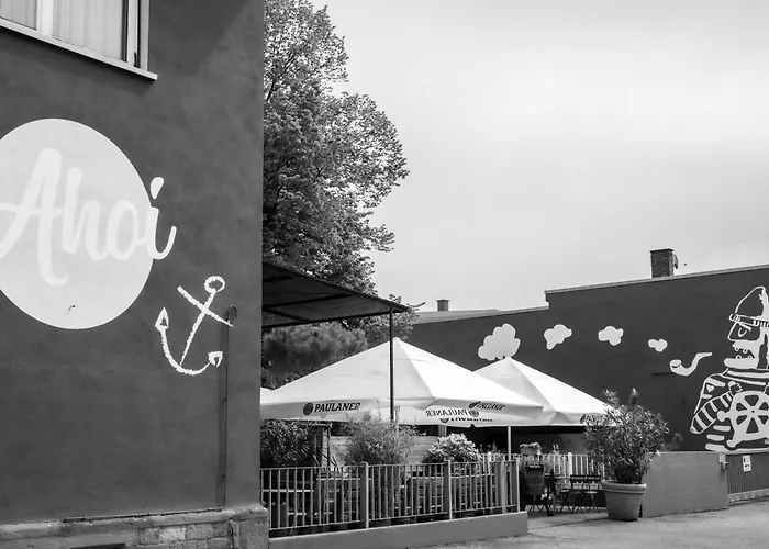Boutique Hafen 17 Hotel Kueche Bar Kehl
