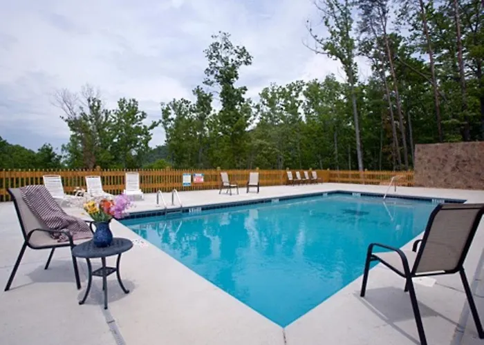 Love Shack Pigeon Forge with Pool