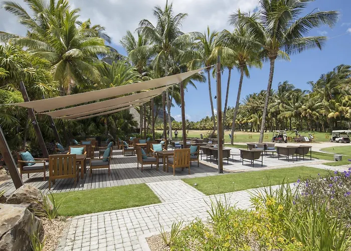 Paradis Beachcomber Golf Resort & Spa Le Morne