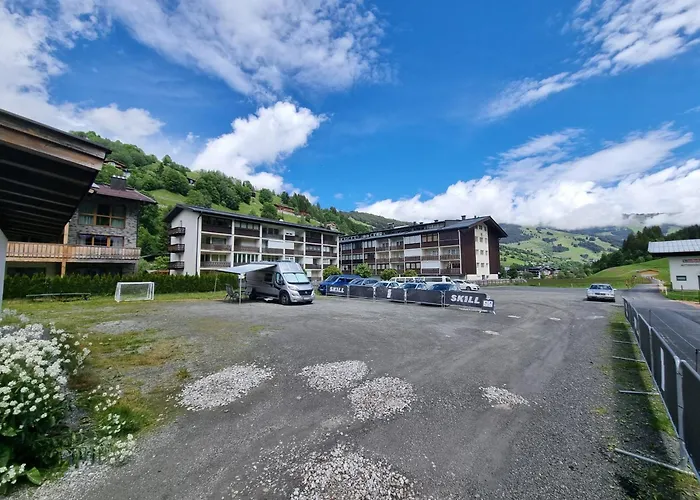 Skill Mountain Lodge - Ski Und Bike Hostel Im Sommer Mit Joker Card Saalbach-Hinterglemm