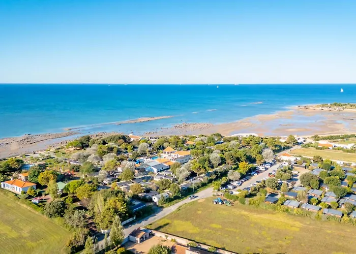 Camping A La Corniche La Rochelle Angoulins-sur-Mer