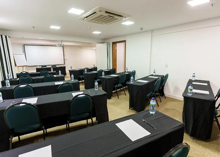 Athos Bulcão Hplus Executive Brasília